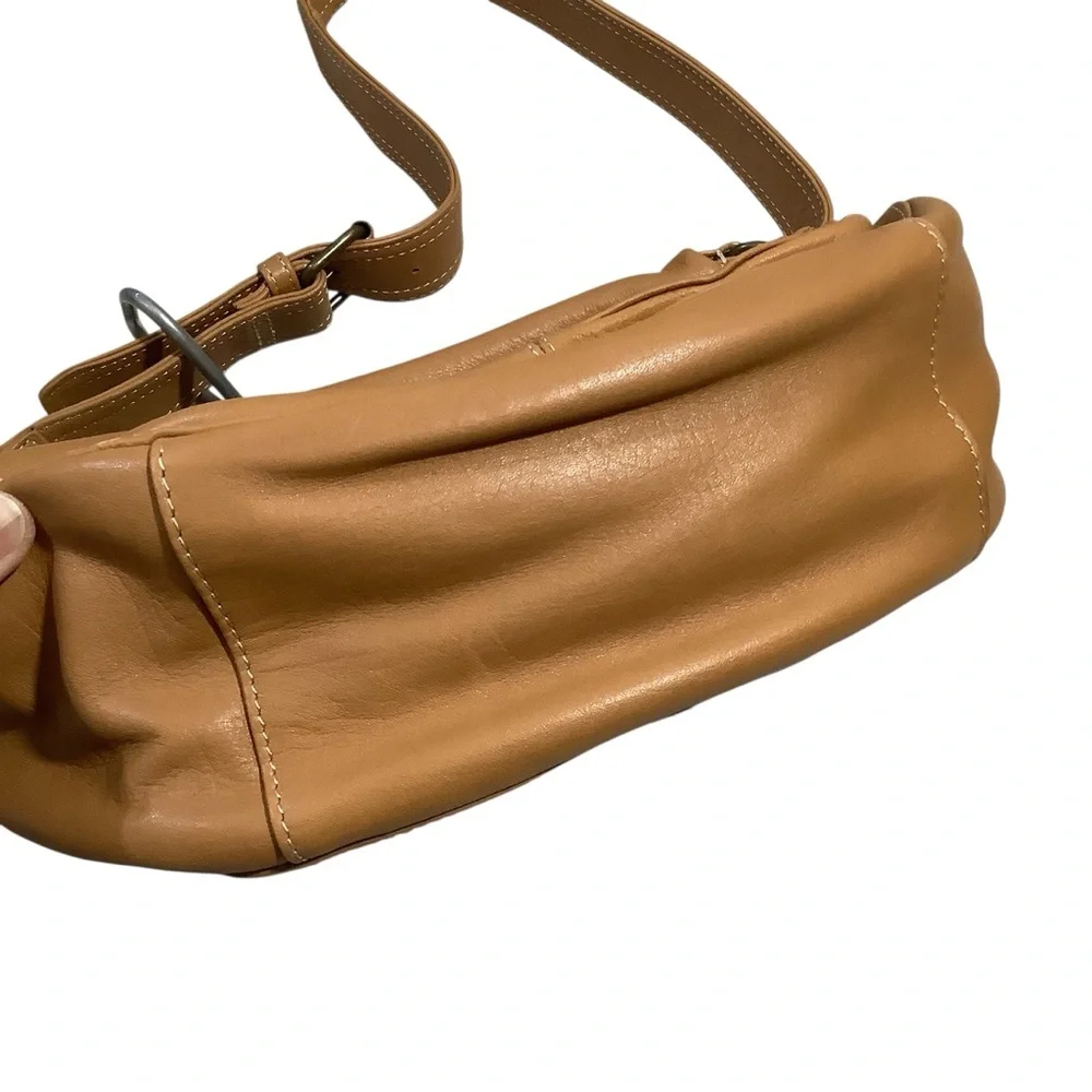 Fossil Leather Janet Everyday Hobo Shoulder Bag In Camel